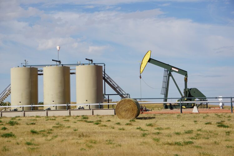 Oil-field lawsuits reach settlements against Hess